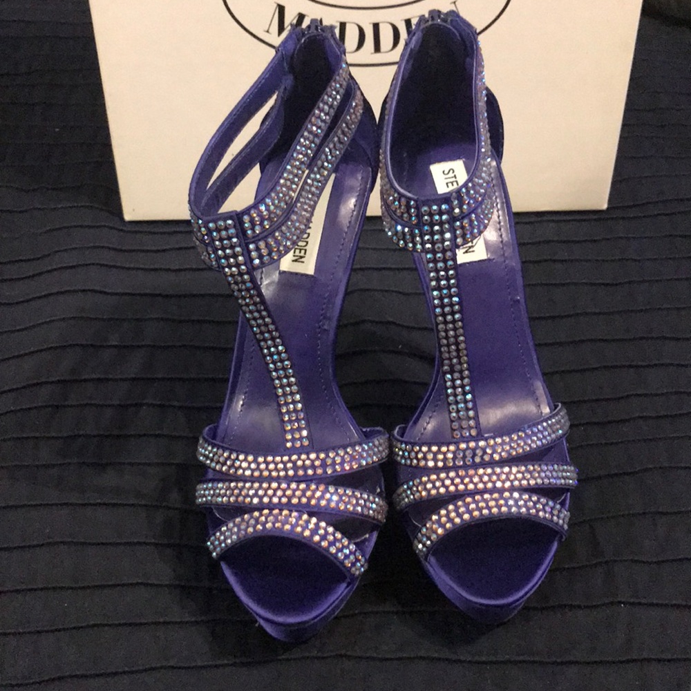 Steve Madden Showstop Blue Satin heel